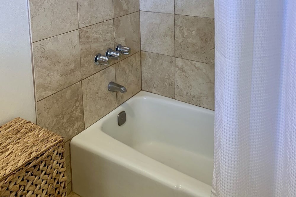Photo of Bathroom in Midway