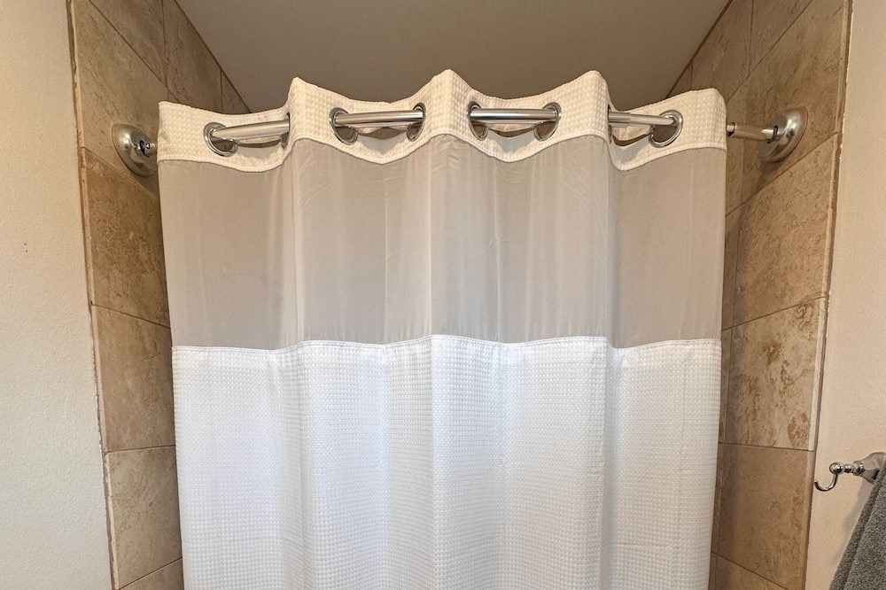 Photo of Bathroom in Midway