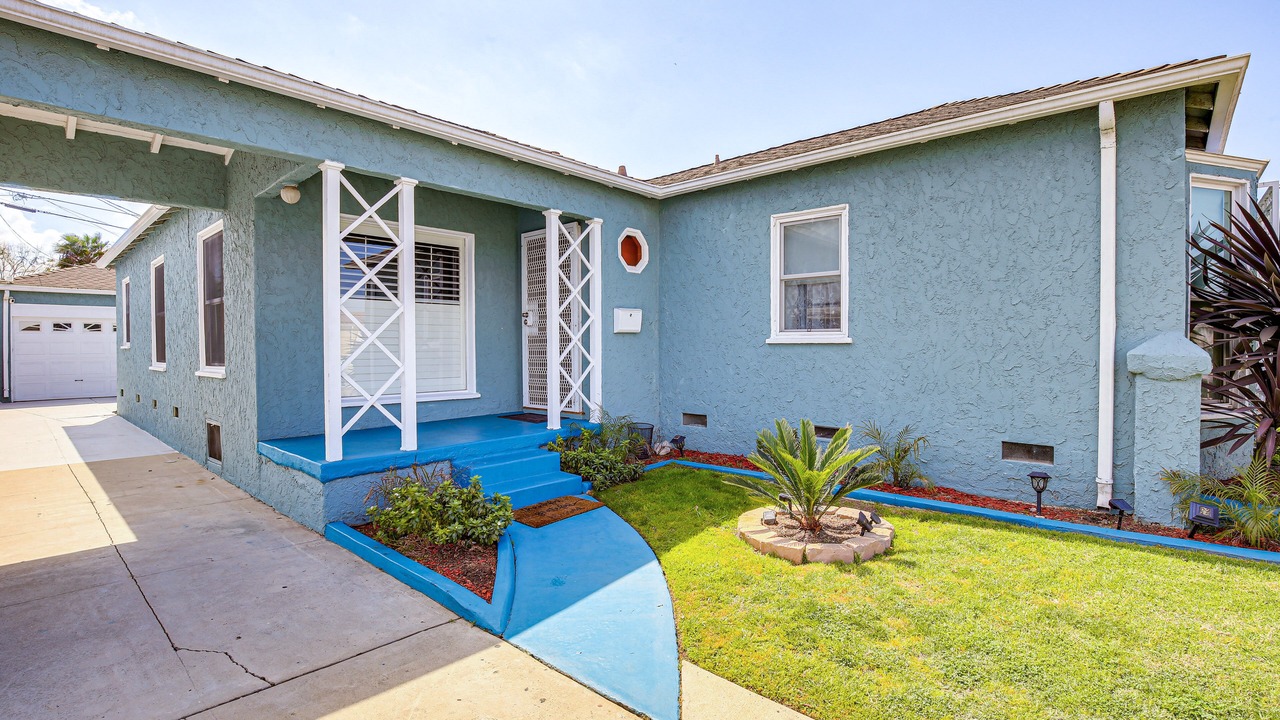 Photo of Outdoor in Harbor Gateway North