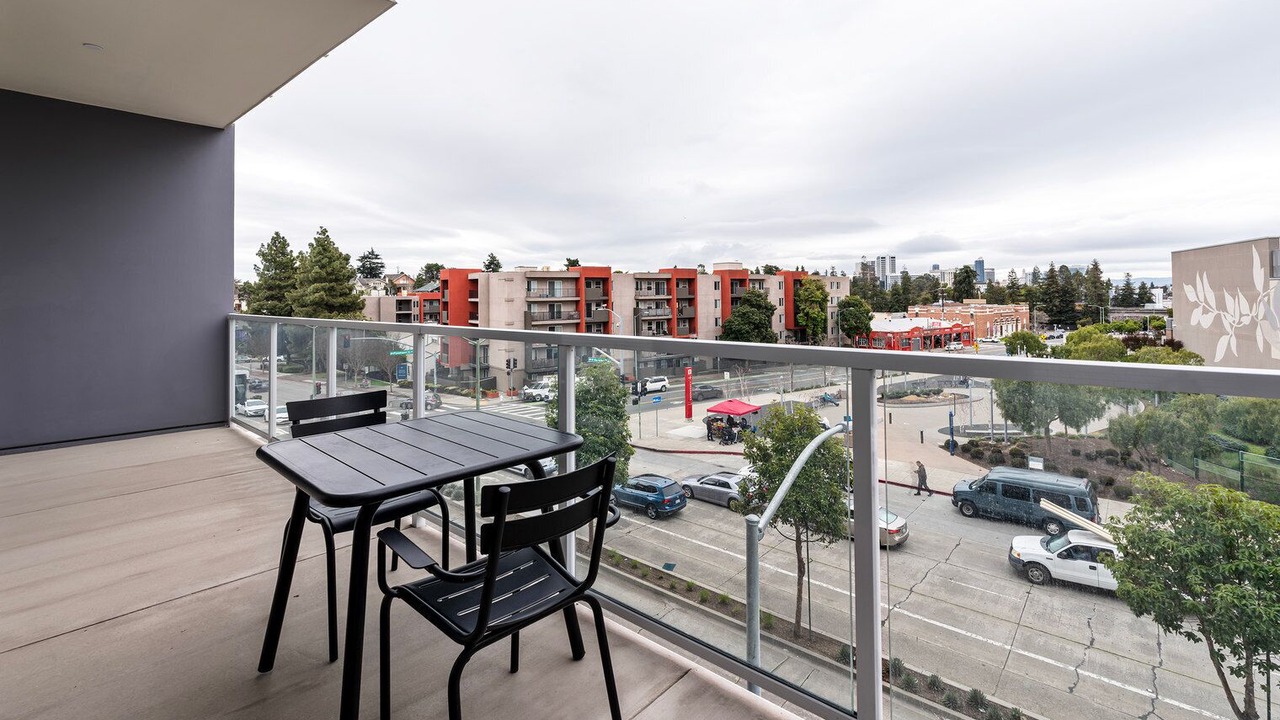 Photo of Outdoor in Piedmont Avenue