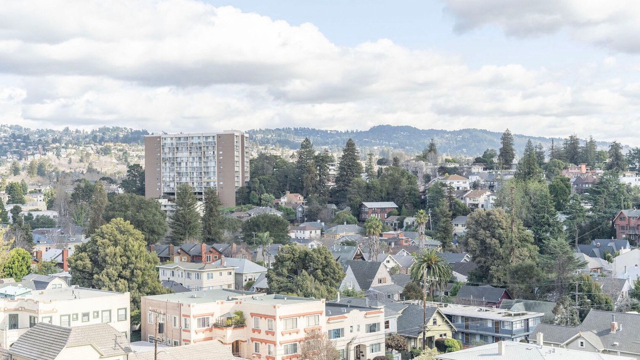 Photo of Outdoor in Piedmont Avenue