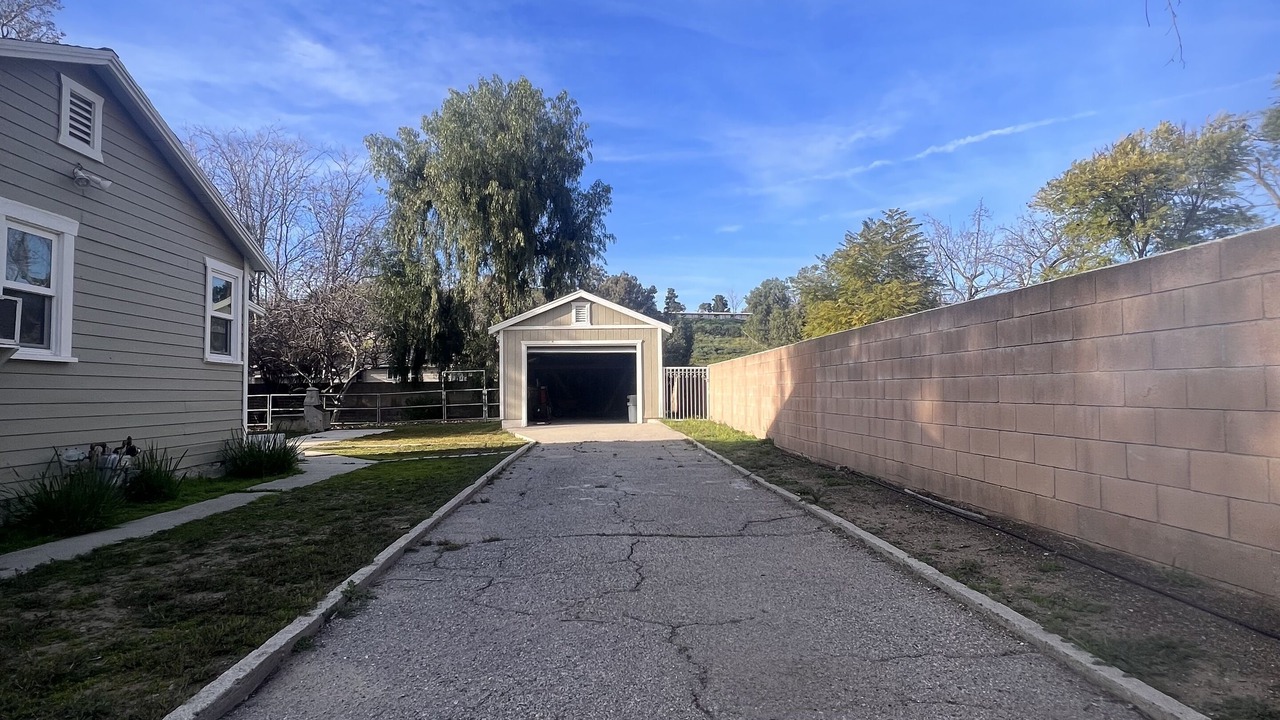 Photo of Outdoor in Sunland