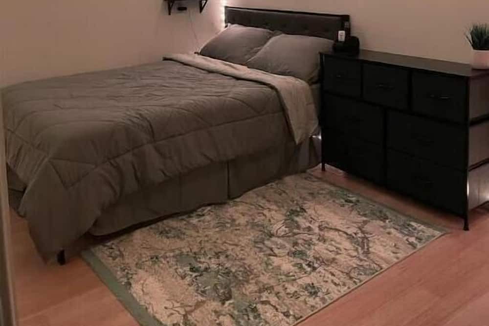 Photo of Bedroom in Norwalk