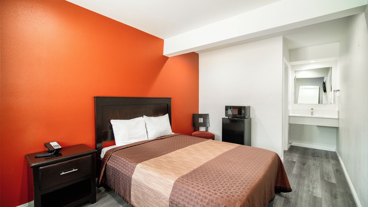 Photo of Bedroom in Bell