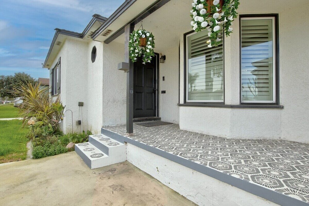 Photo of Outdoor in Lynwood