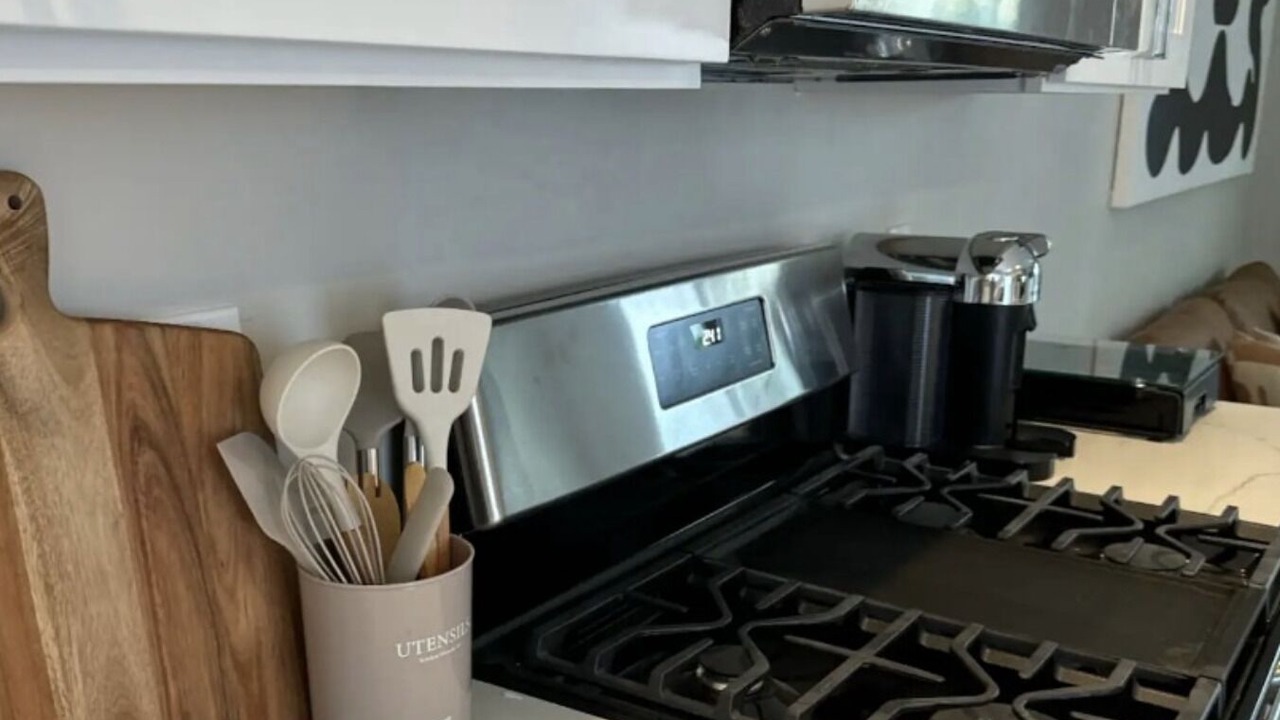 Photo of Kitchen in College East