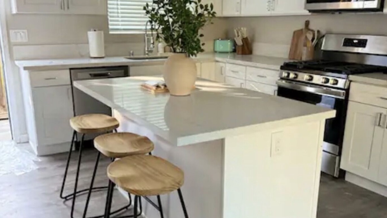 Photo of Kitchen in College East