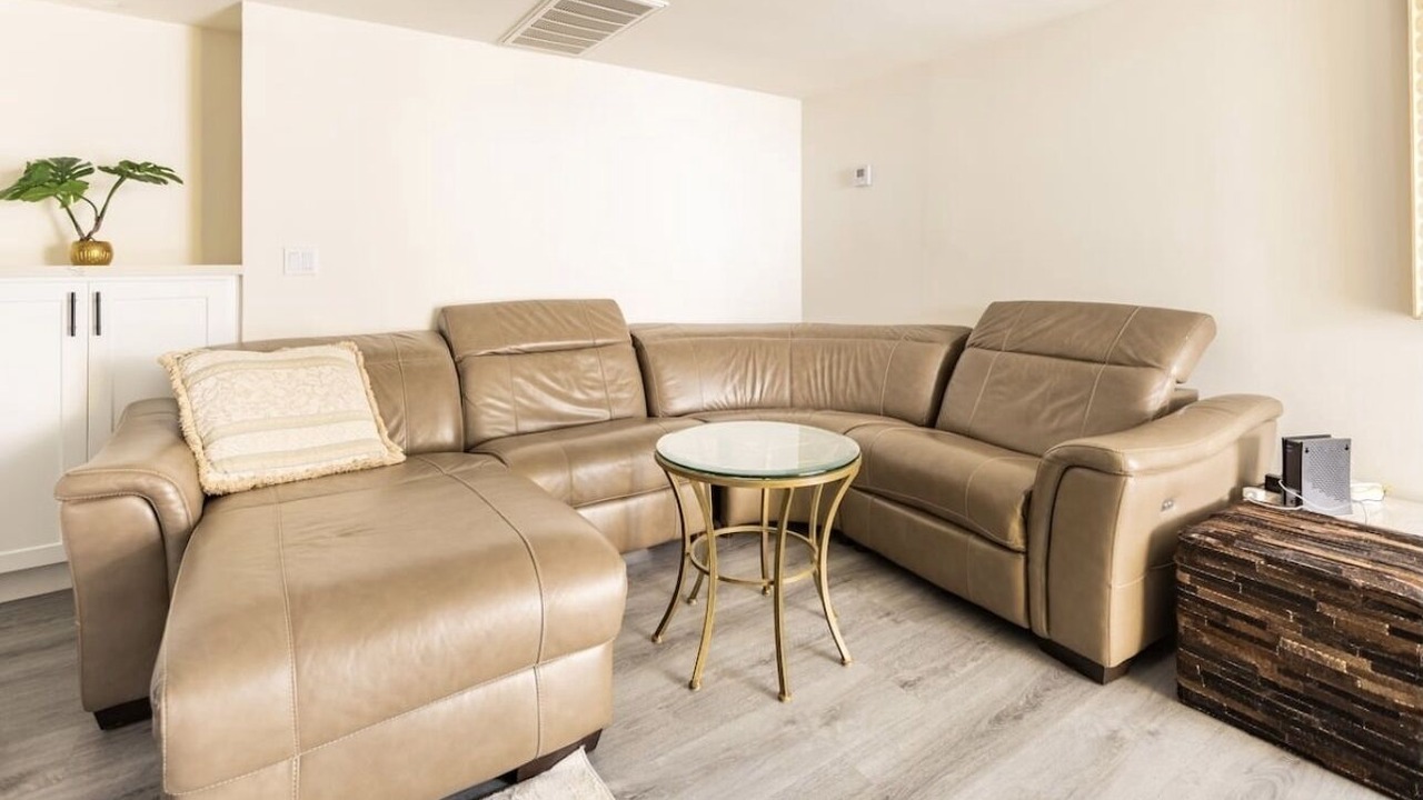 Photo of Livingroom in East San Gabriel