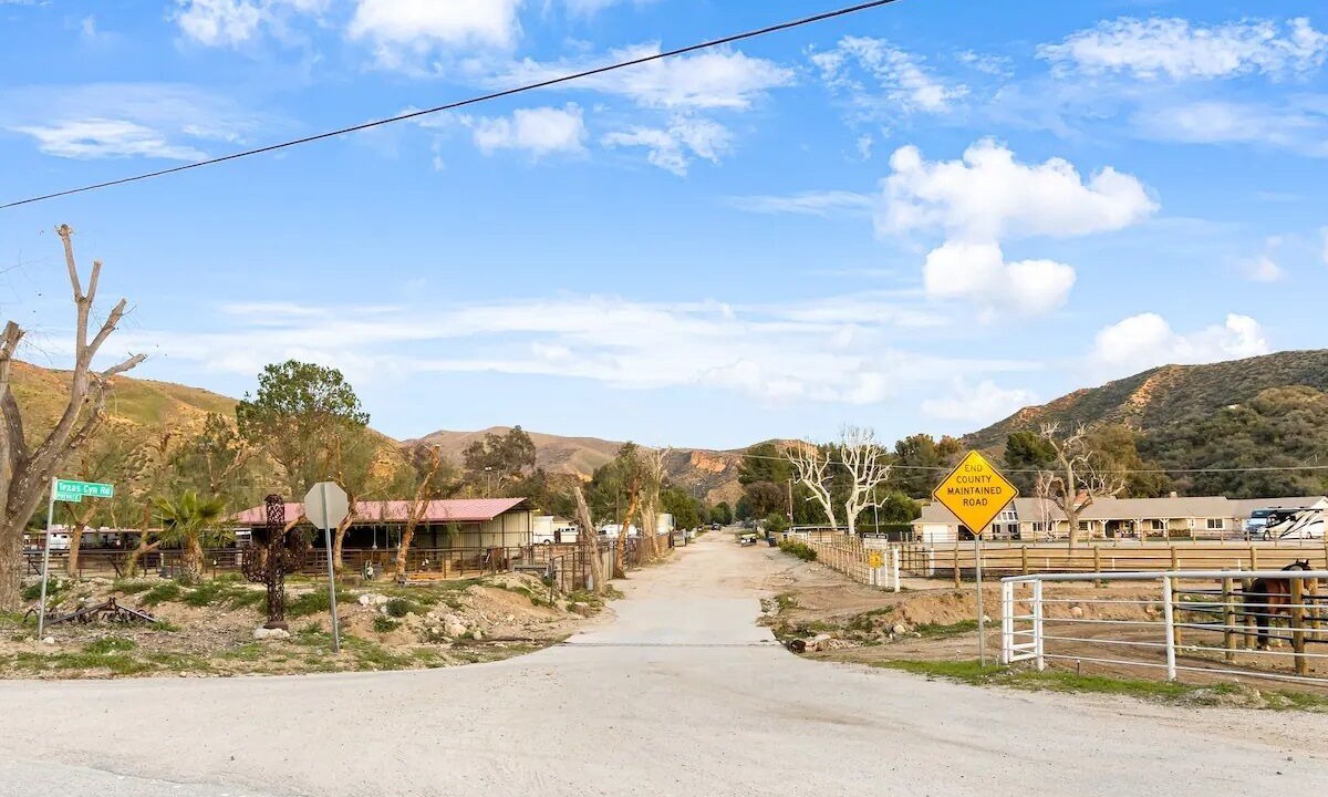 Photo of Outdoor in Santa Clarita