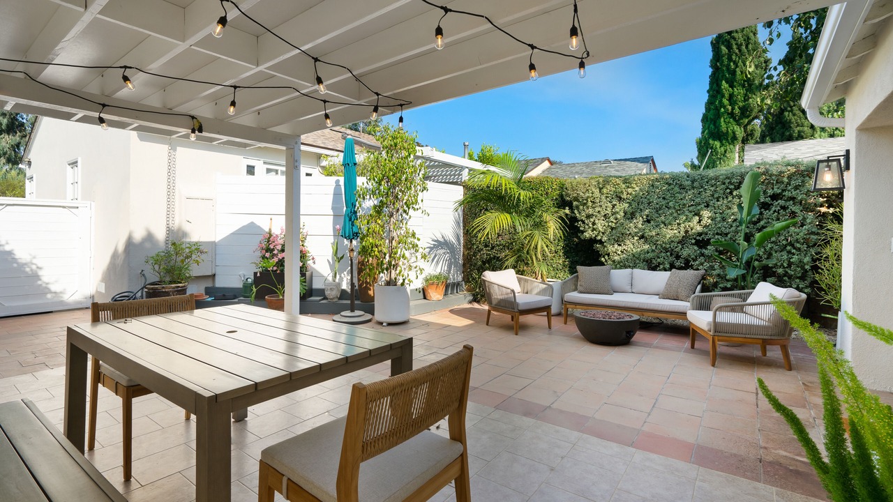 Photo of Patio Balcony in Culver - West