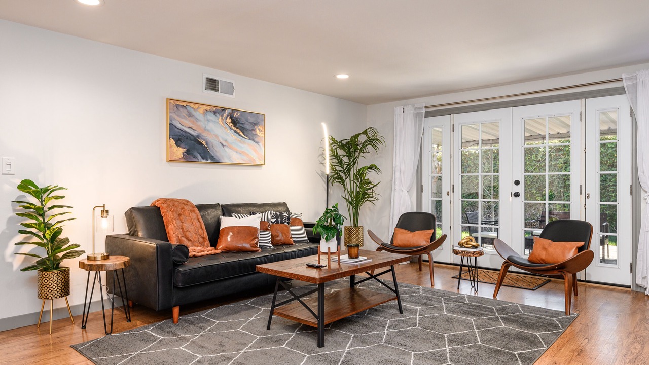 Photo of Livingroom in Fullerton