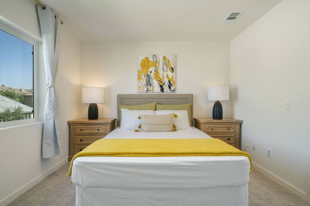 Photo of Bedroom in Moreno Valley