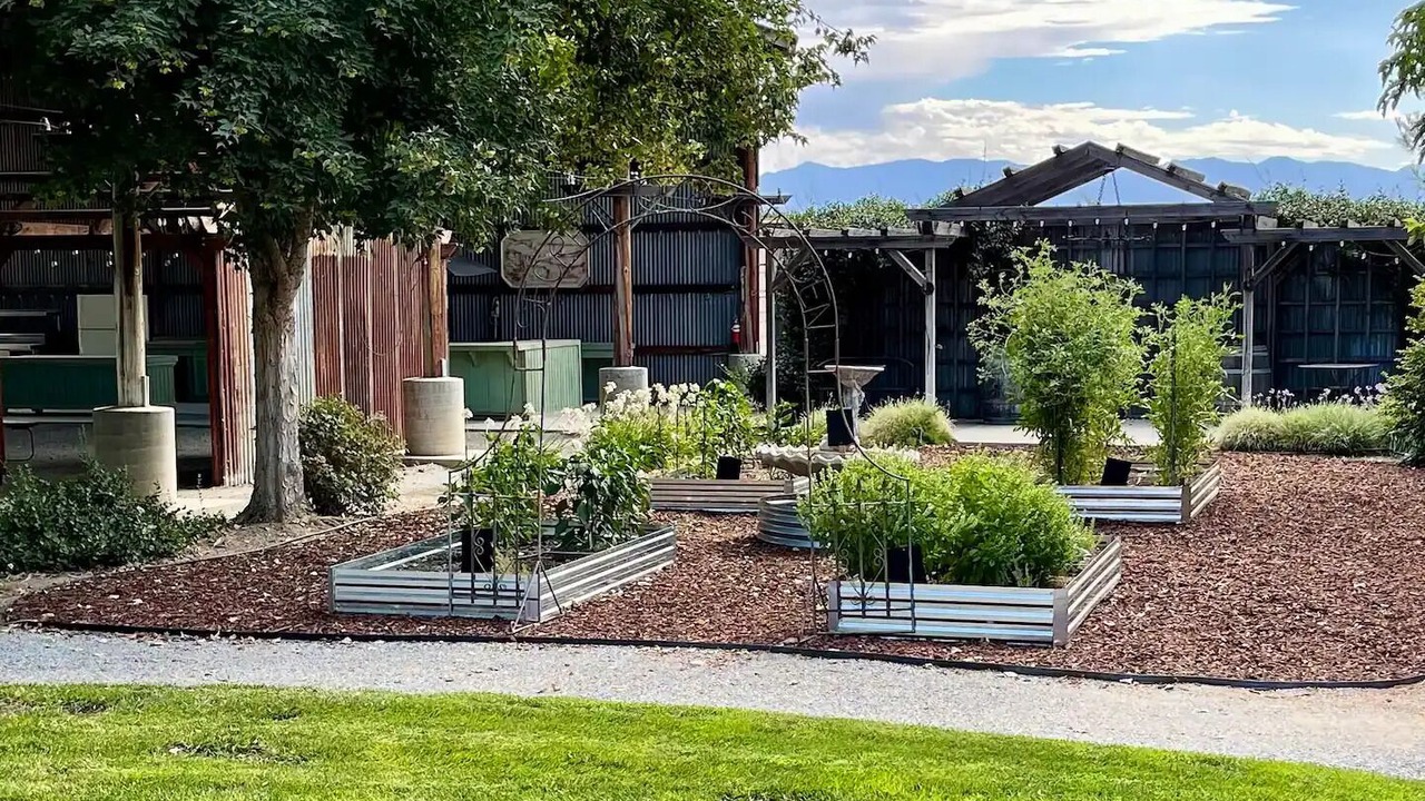 Photo of Outdoor in Porterville