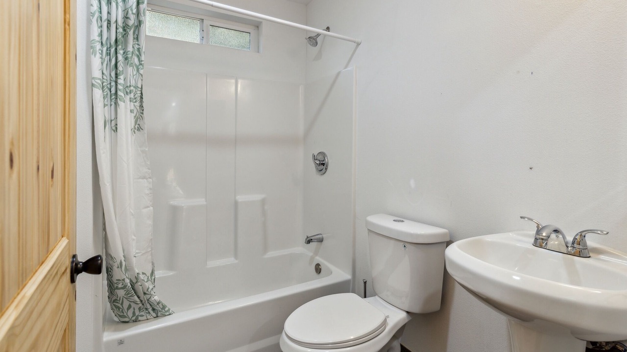 Photo of Bathroom in Pine Mountain Club