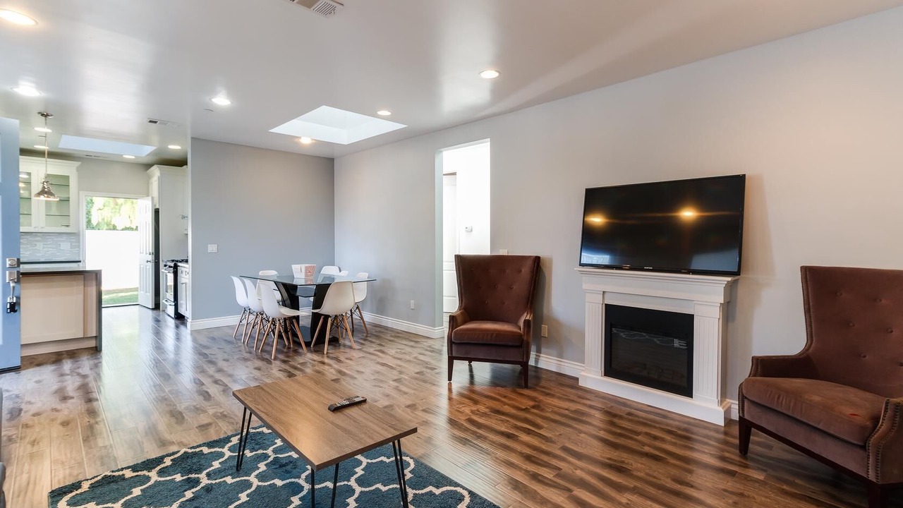 Photo of Livingroom in Lake Balboa
