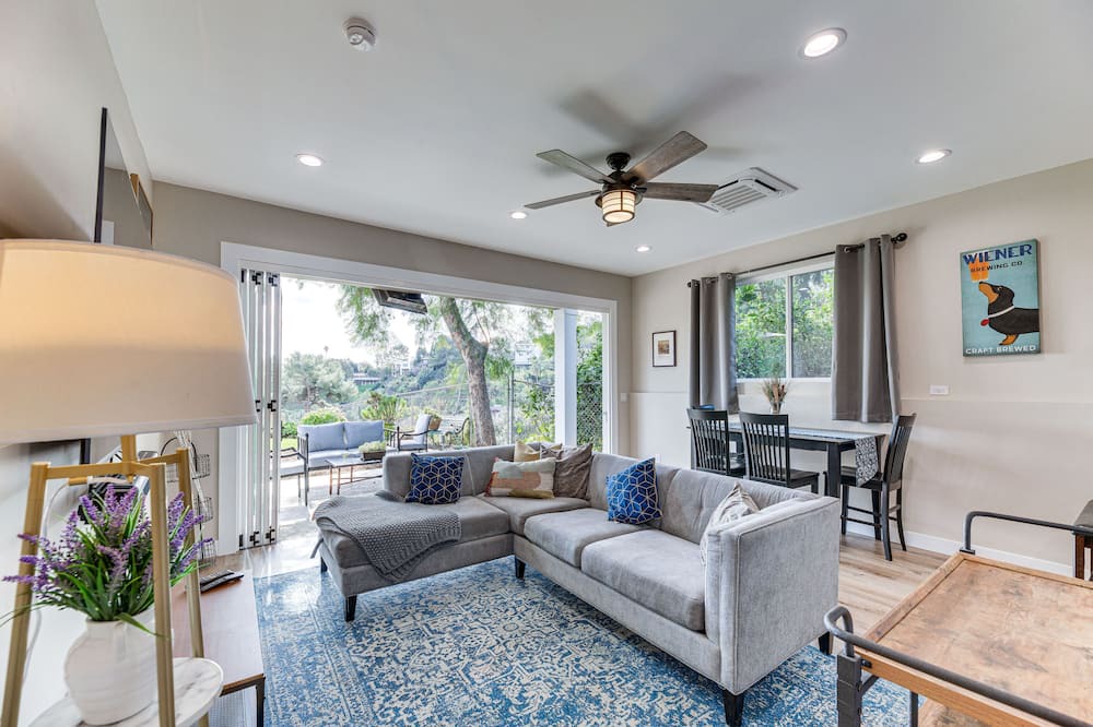 Photo of Bedroom in Los Angeles