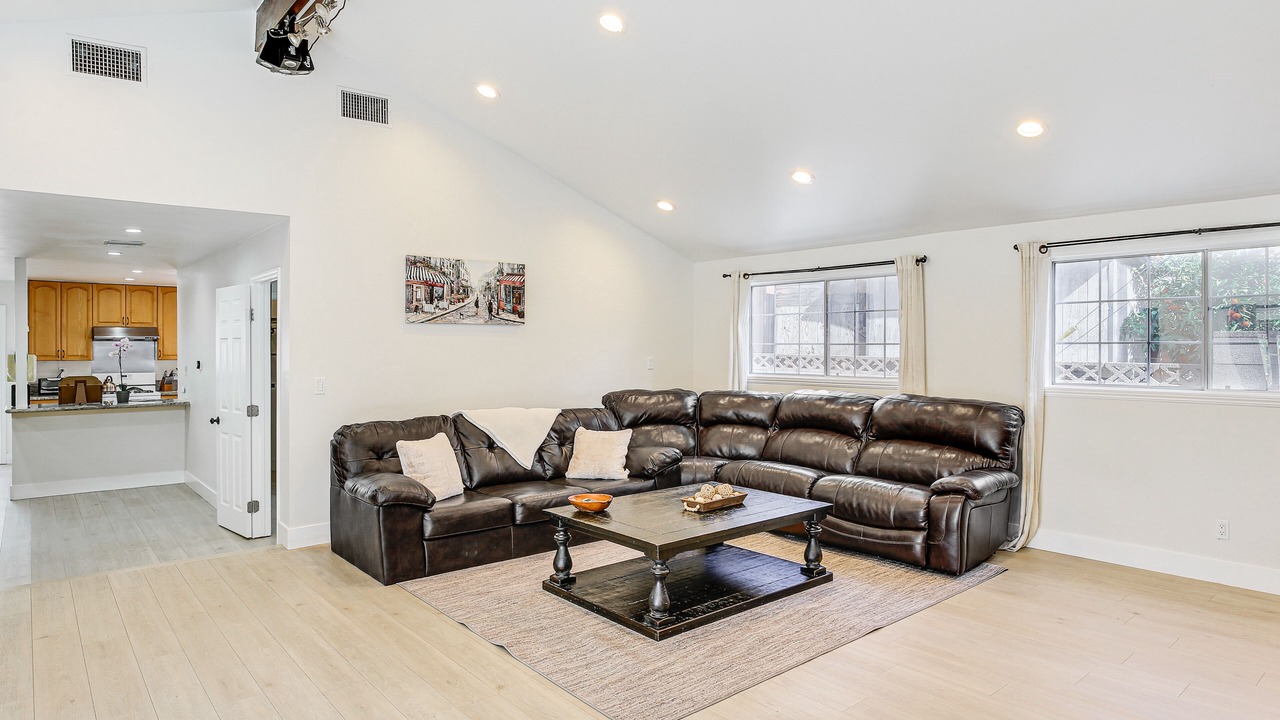 Photo of Livingroom in Buena Park