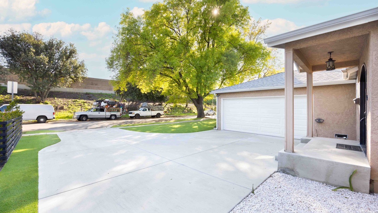 Photo of Outdoor in Tarzana