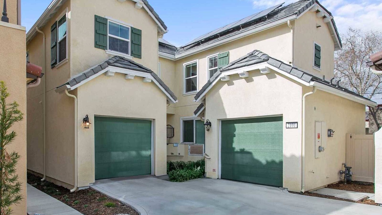 Photo of Outdoor in Westmont