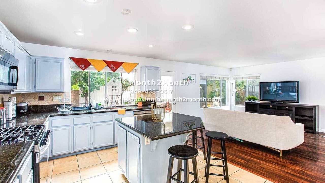Photo of Kitchen in Corona