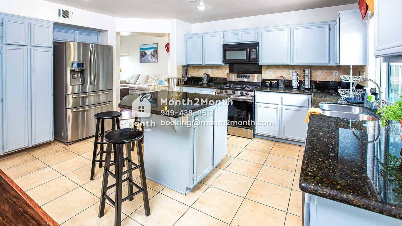 Photo of Kitchen in Corona