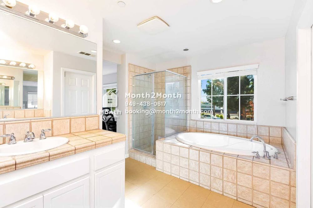 Photo of Bathroom in Rancho Cucamonga