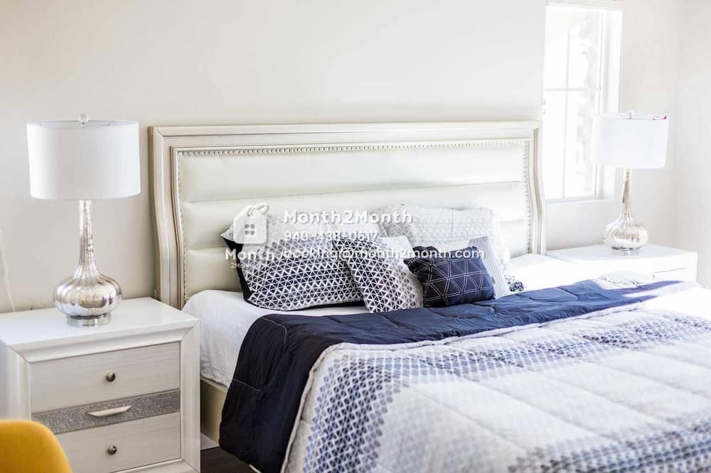 Photo of Bedroom in Rancho Cucamonga