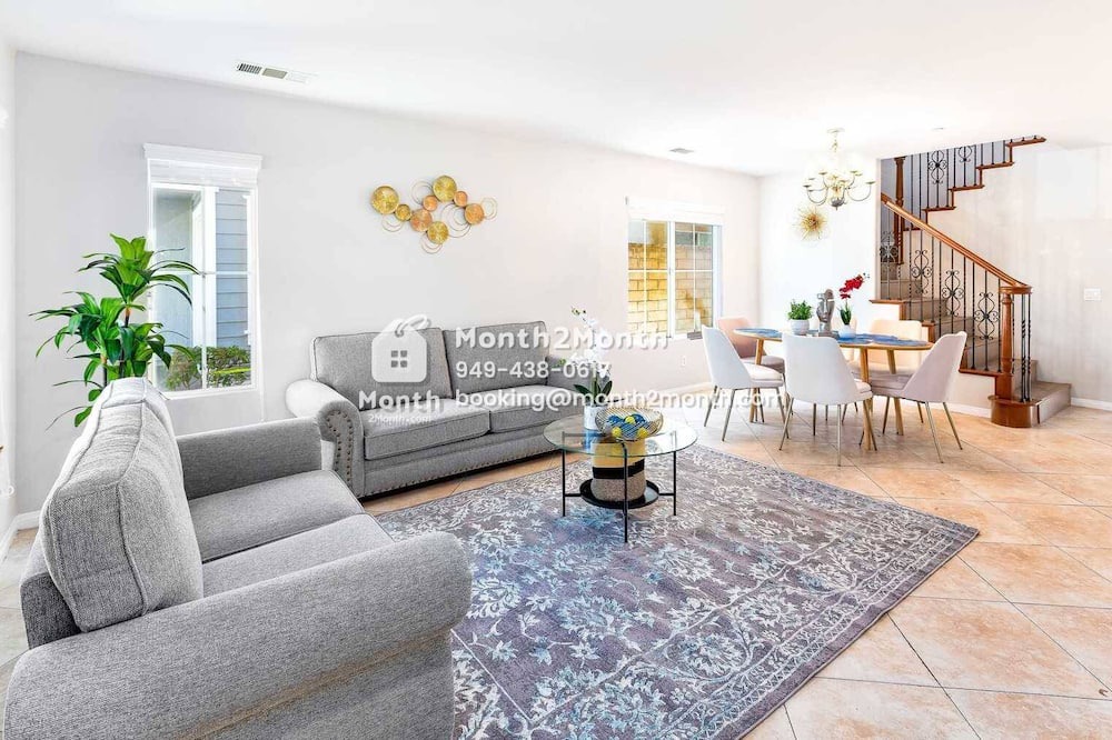 Photo of Livingroom in Rancho Cucamonga