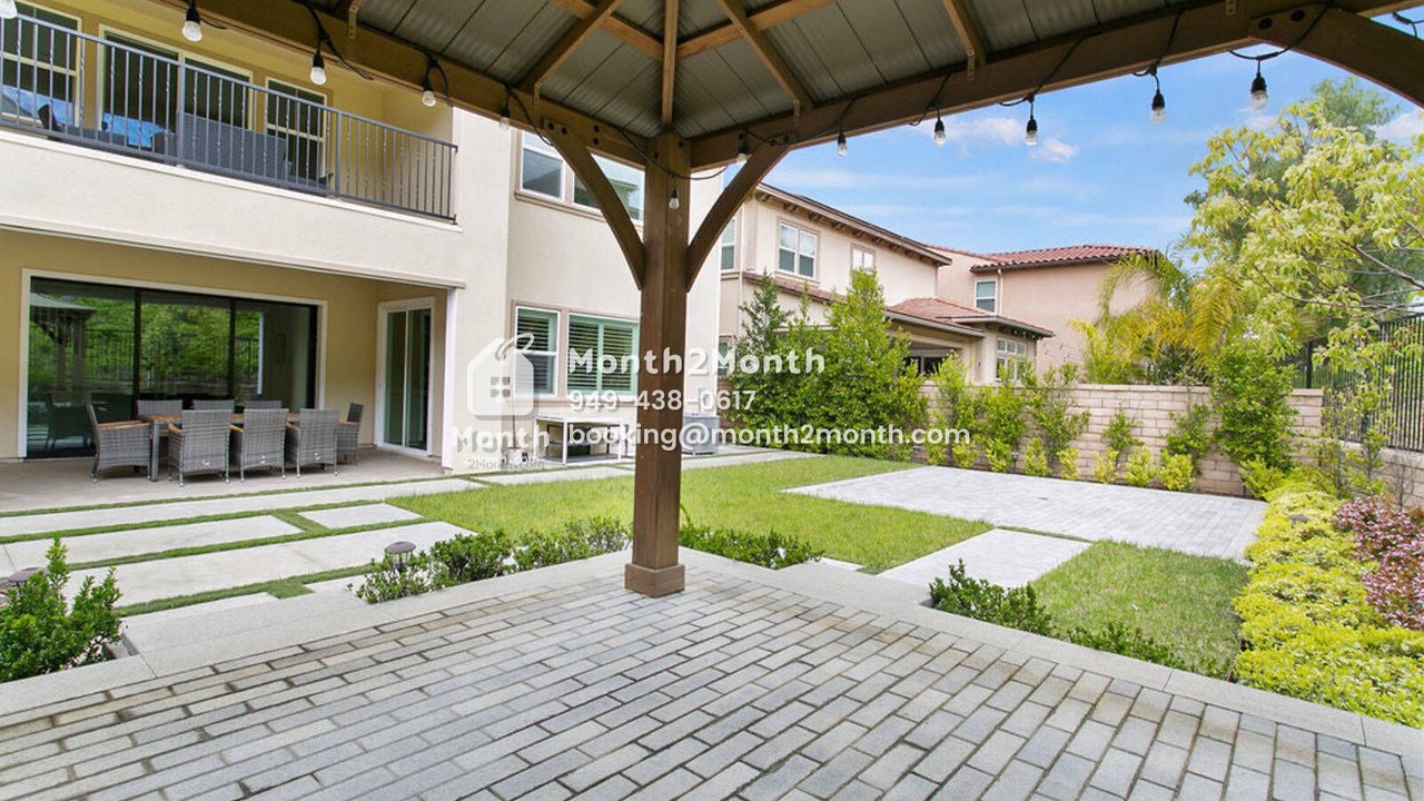 Photo of Patio Balcony in Lake Forest