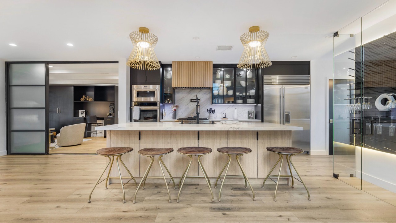 Photo of Kitchen in Woodland Hills