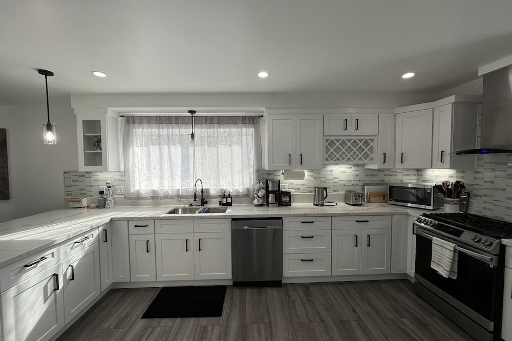 Photo of Kitchen in Montebello