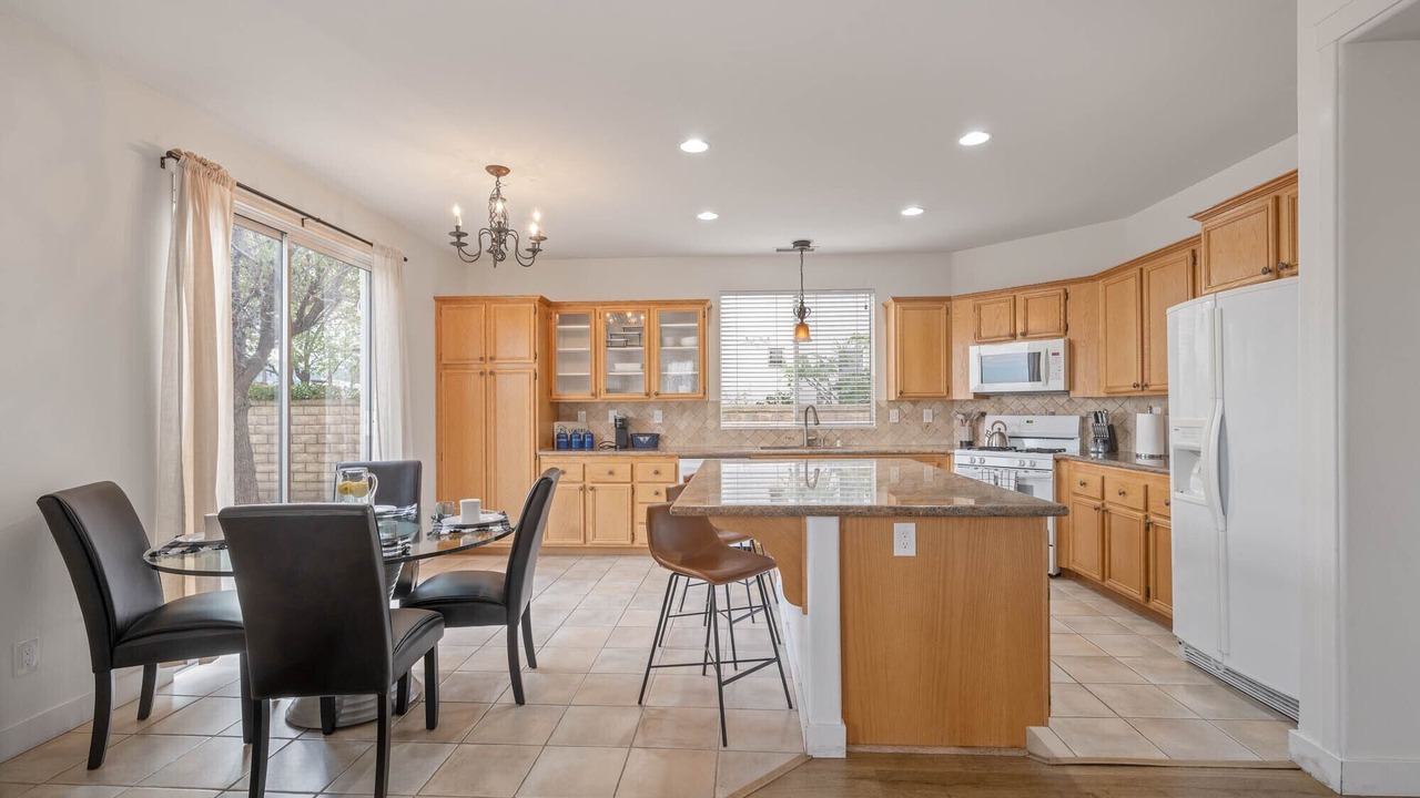 Photo of Kitchen in Castaic