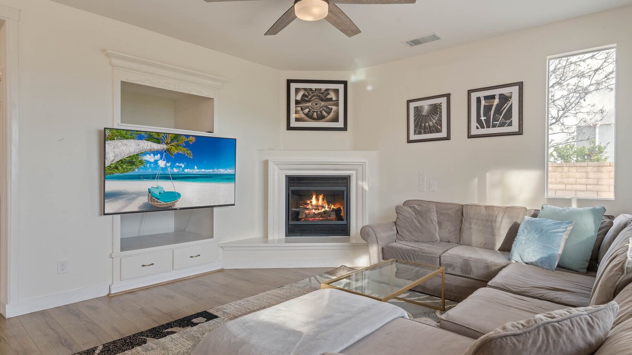 Photo of Livingroom in Castaic