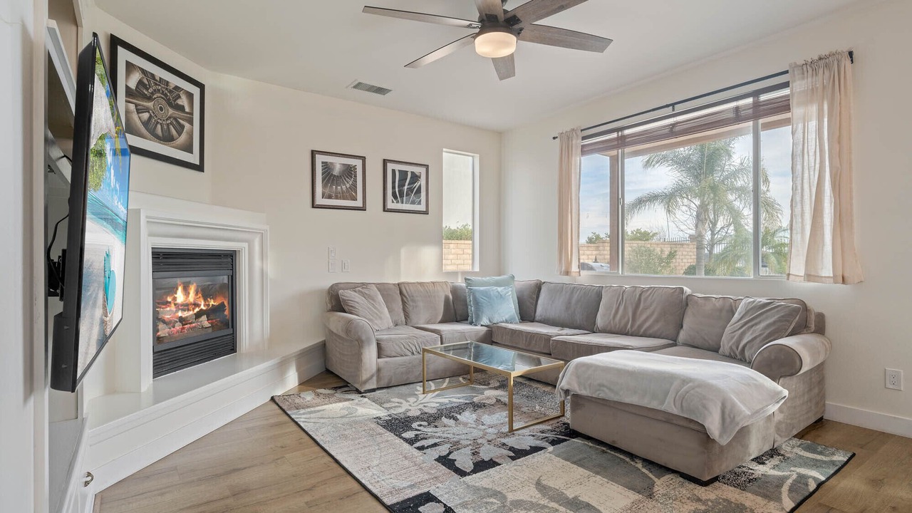 Photo of Livingroom in Castaic