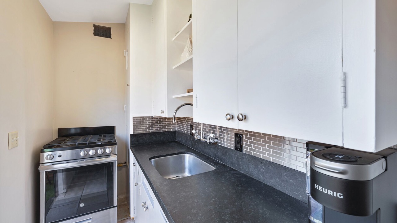Photo of Kitchen in Altadena
