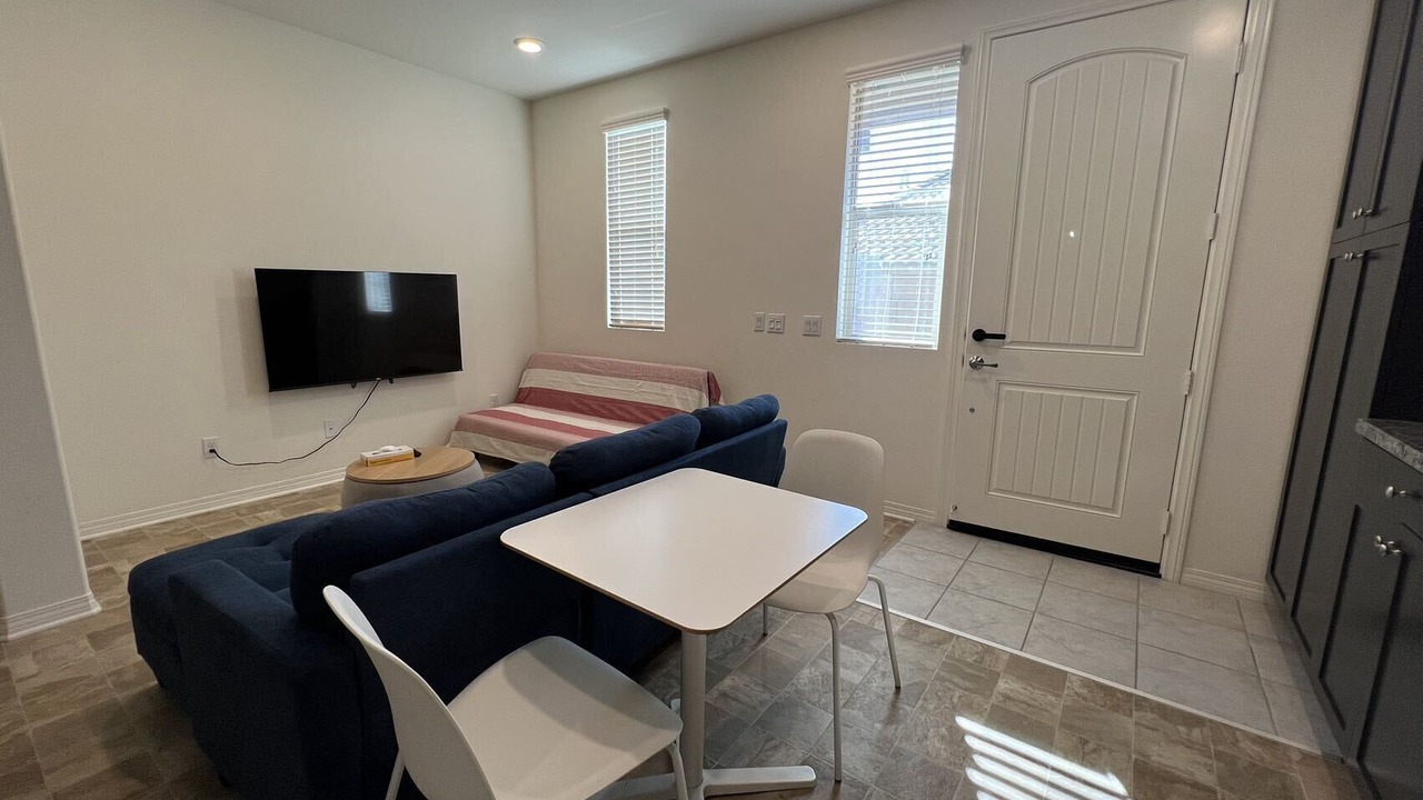 Photo of Livingroom in Jurupa Valley