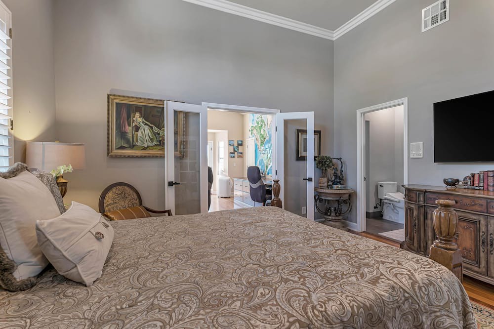 Photo of Bedroom in Almaden