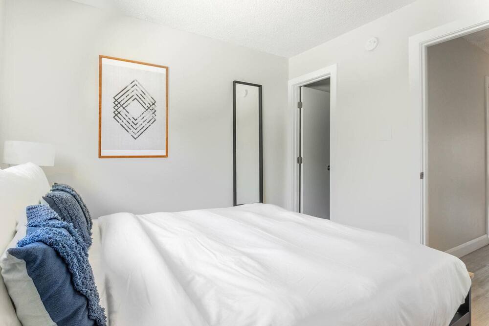 Photo of Bedroom in Torrance