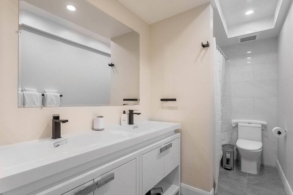 Photo of Bathroom in Torrance