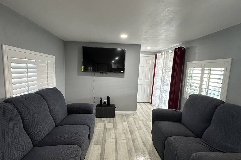 Photo of Livingroom in San Bernardino