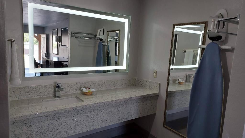 Photo of Bathroom in Norco