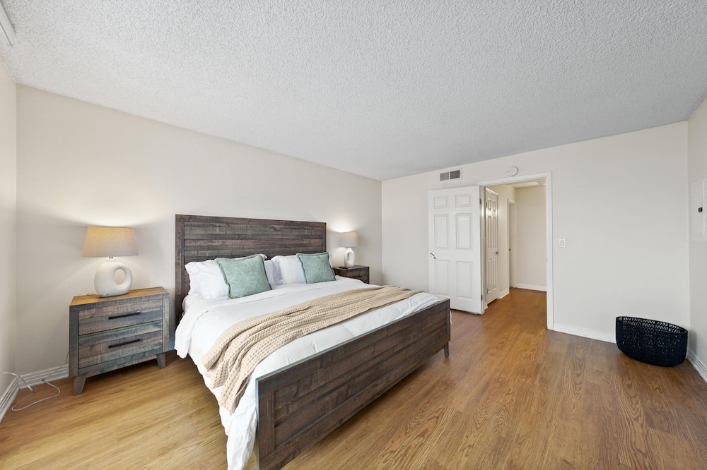 Photo of Bedroom in Marina Peninsula