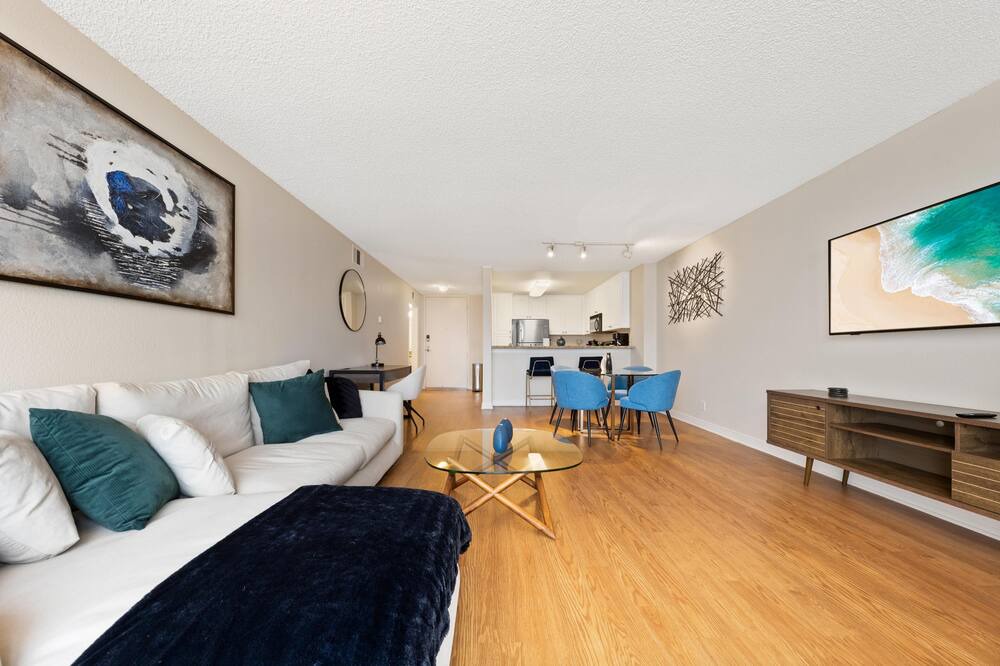 Photo of Bedroom in Marina Peninsula