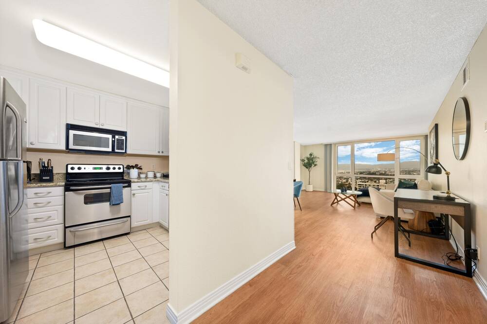 Photo of Kitchen in Marina Peninsula