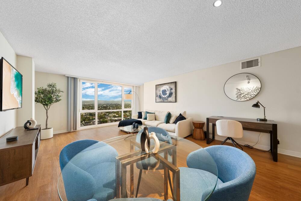 Photo of Livingroom in Marina Peninsula