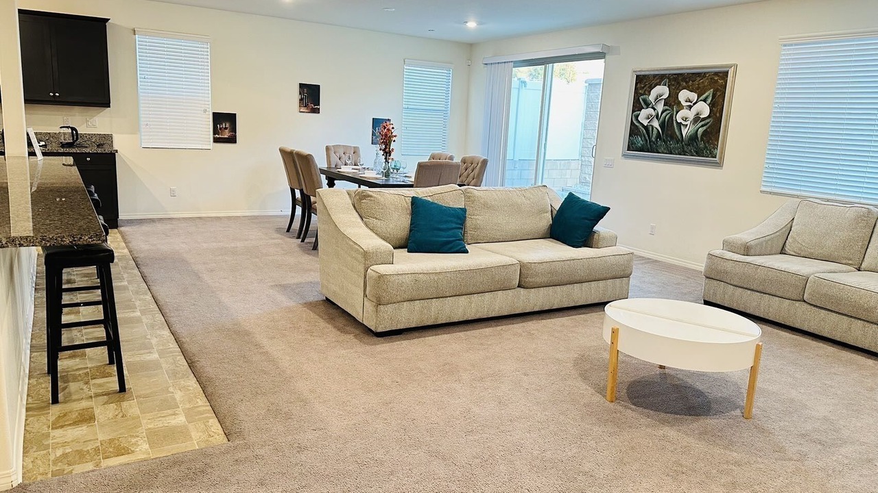 Photo of Livingroom in Jurupa Valley