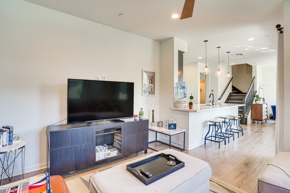 Photo of Livingroom in Rancho Mission Viejo