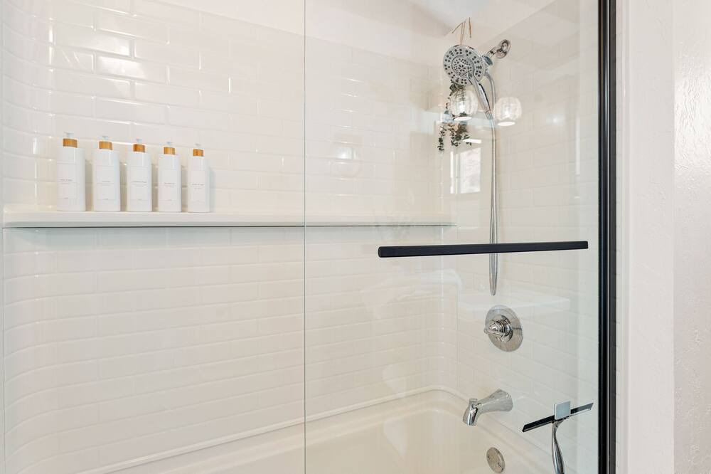 Photo of Bathroom in Morongo Valley