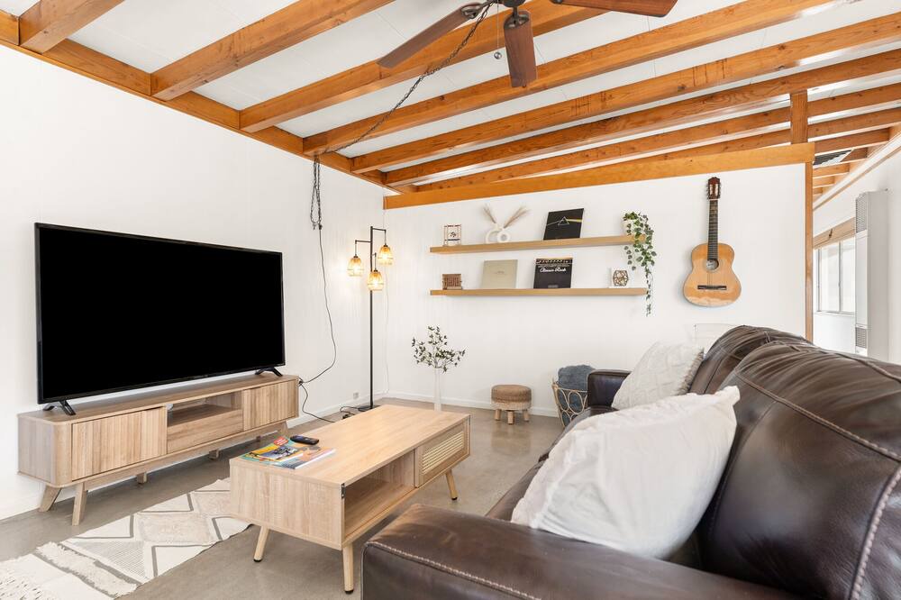 Photo of Livingroom in Morongo Valley