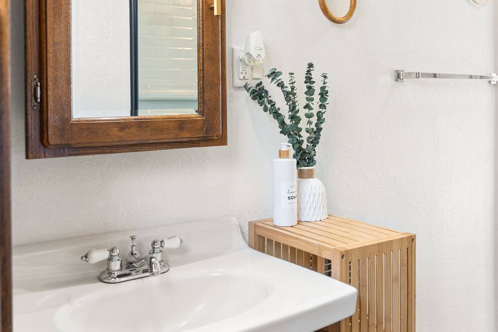 Photo of Bathroom in Morongo Valley